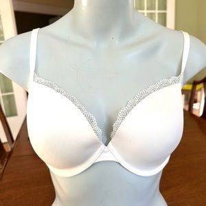 NWOT La Senza Bra, 36D